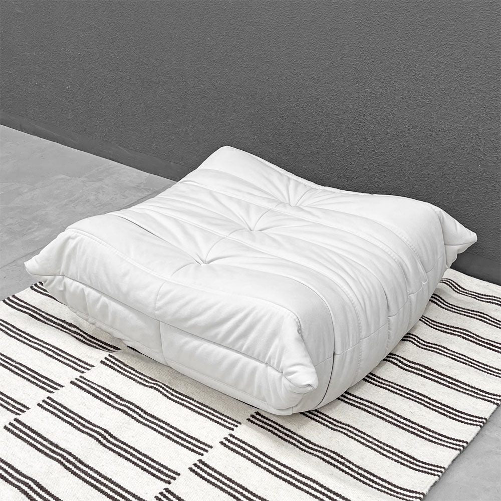 リーンロゼ ligne roset トーゴ パフ オットマン フランス家具 ウルトラスエード 美品 ミッシェルデュカロワ 〓