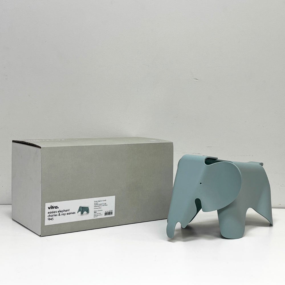 ヴィトラ Vitra イームズ エレファント スモール Eames Elephant Small オブジェ アイスブルー ポリプロピレン 店舗什器 未使用保管品 定価¥14,300- ●
