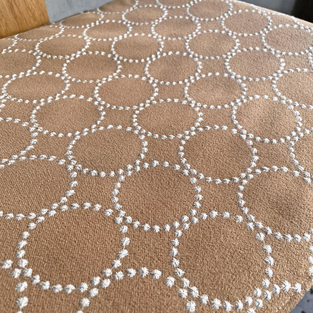 三島家具 CH24 Yチェア 専用チェアクッション ミナペルホネン タンバリン生地 エクリュ 皆川明 北欧テイスト ♪