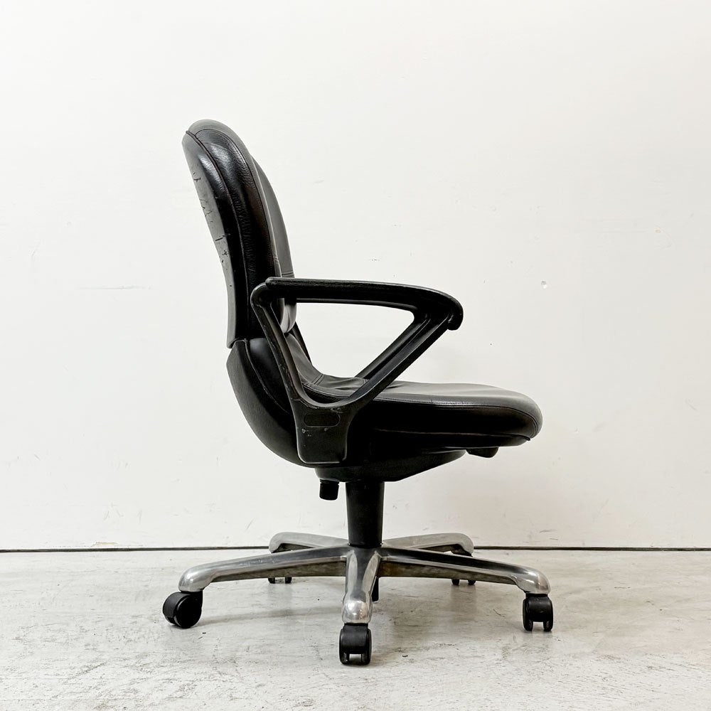 内田洋行 UCHIDA コアチェア CORE CHAIR デスクチェア オフィスチェア ブラックレザー キャスター付 説明書付 ●