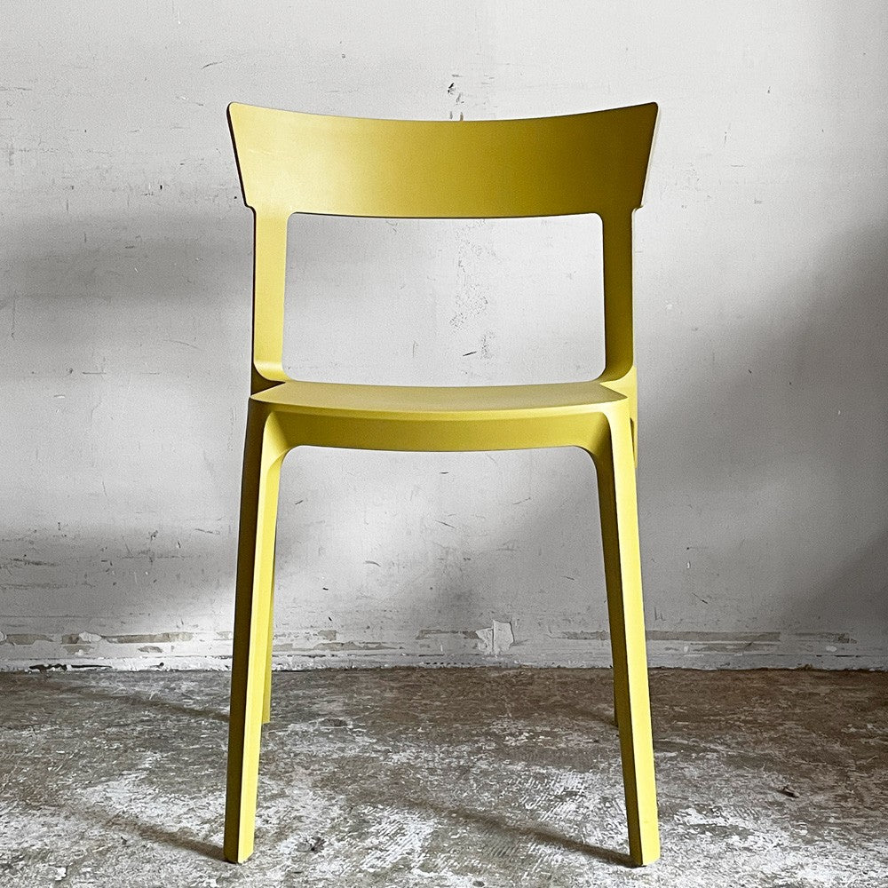カリガリス Calligaris スキン SKIN ダイニングチェア スタッキング マットマスタードイエロー 廃番カラー 参考定価¥21,670- A ■