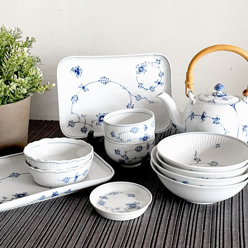 ロイヤルコペンハーゲン ROYAL COPENHAGEN ブルーフルーテッド Blue Fluted ジャパニーズ Japanese スクエアプレート 平皿 角皿 w22cm デンマーク製 北欧 廃番 A ■