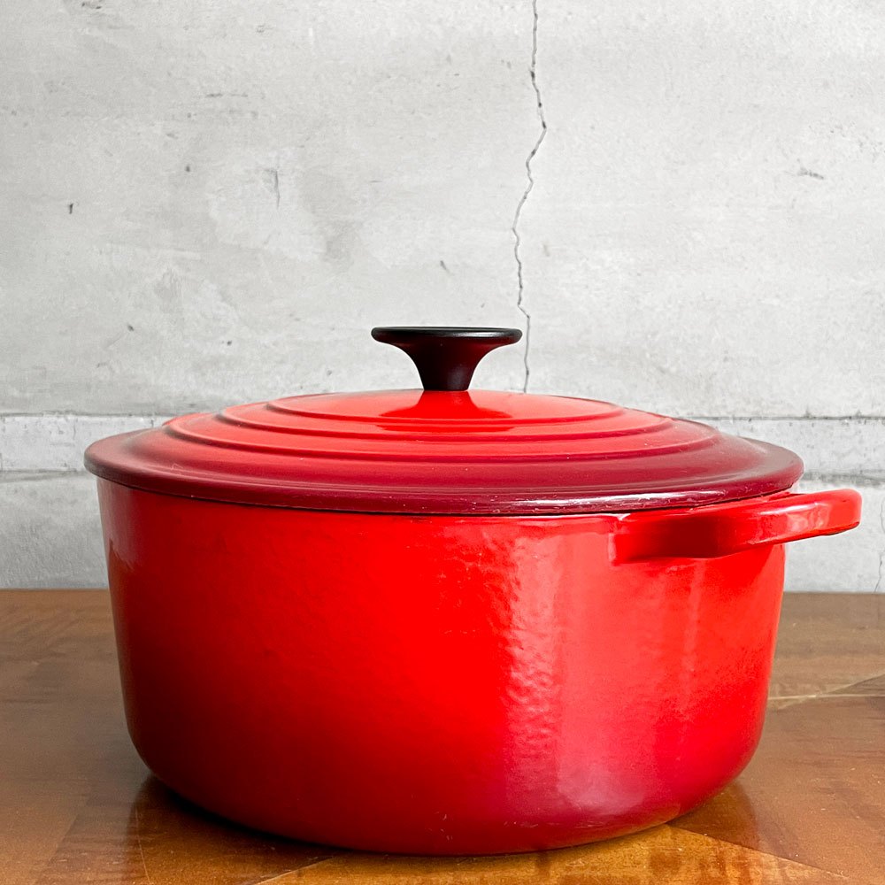 ルクルーゼ LE CREUSET ココットロンド 両手鍋 25cm レッド 鋳物 フランス ♪