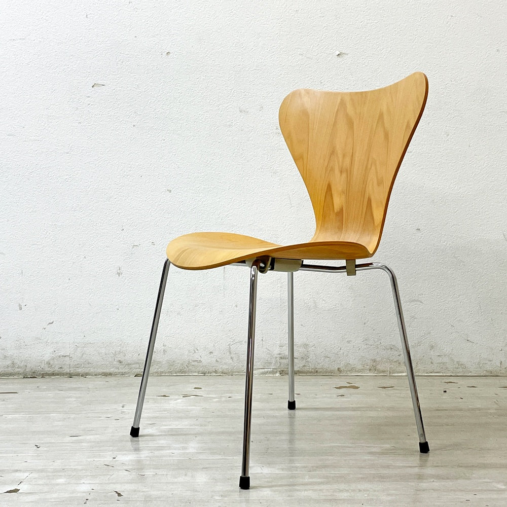 フリッツハンセン Fritz Hansen セブンチェア ビーチ材 ナチュラル アルネ・ヤコブセン Arne Jacobsen スタッキング デンマーク 北欧家具 B ●