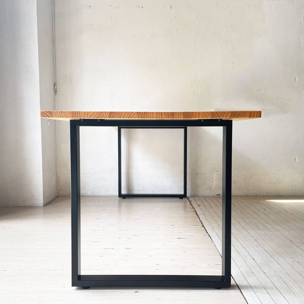 かなでもの KANADEMONO ザ・テーブル THE TABLE デスク パイン無垢材 W180cm スチール スクエアレッグ ブラック ★