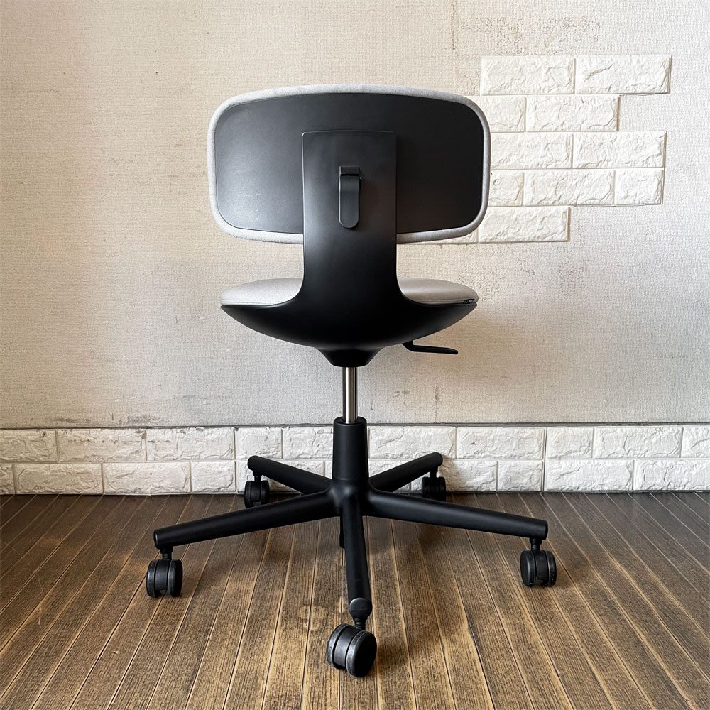 ヴィトラ vitra ルーキー Rookie デスクチェア キャスターチェア ライトグレーファブリック ×ディープブラック 高さ調整可 コンスタンチン・グルチッチ 定価￥78,100- ◎