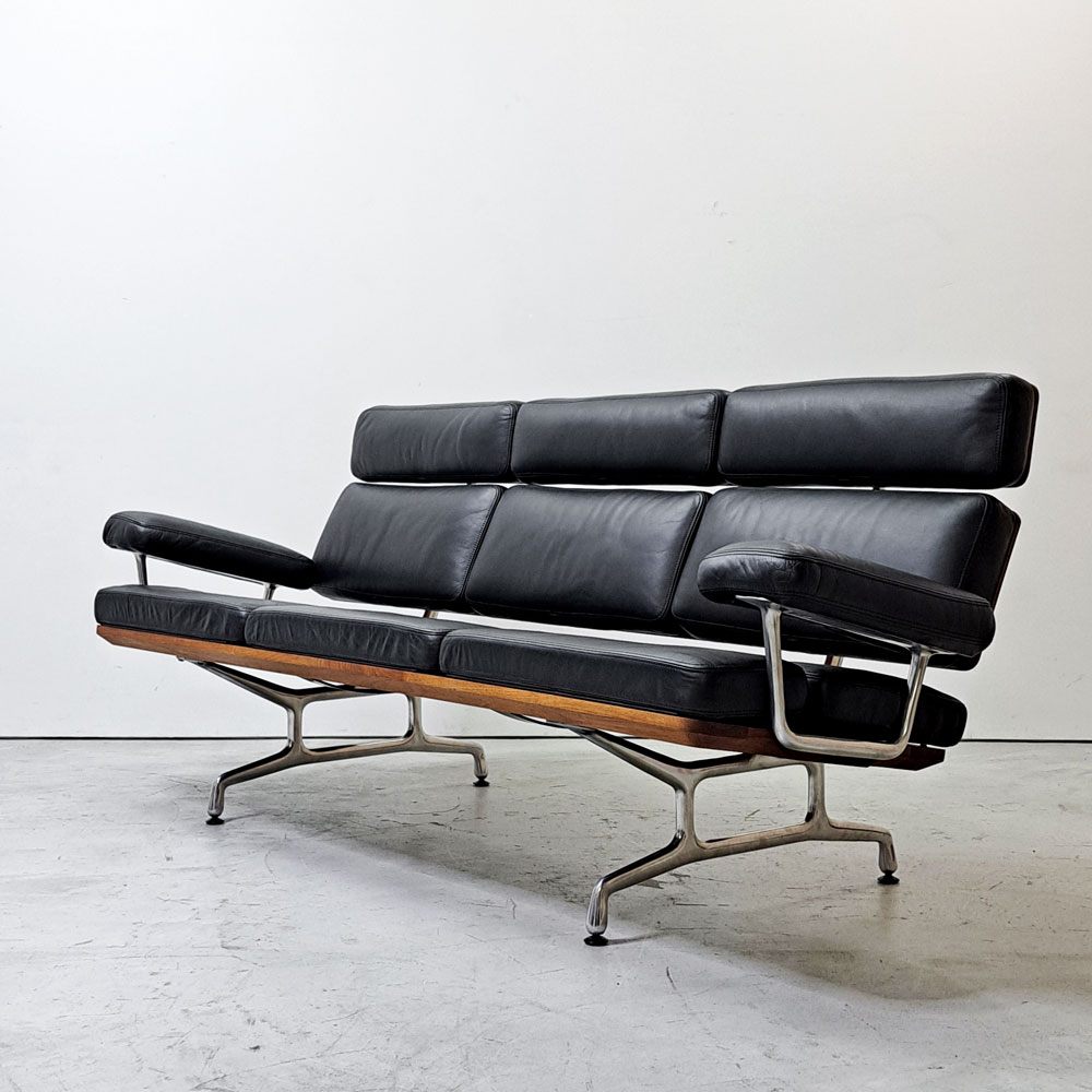ハーマンミラー Herman Miller イームズソファ Eames Sofa 3シーター ウォールナット材 レザー ブラック C&R. イームズ ミッドセンチュリー ●