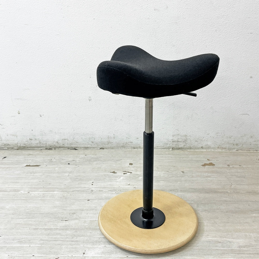 ストッケ STOKKE ヴァリエール VARIER ムーブ MOVE 回転スツール バランスチェア チルト・昇降機構付き 北欧 ペル・オーイエ ノルウェー 定価￥86,000- ●