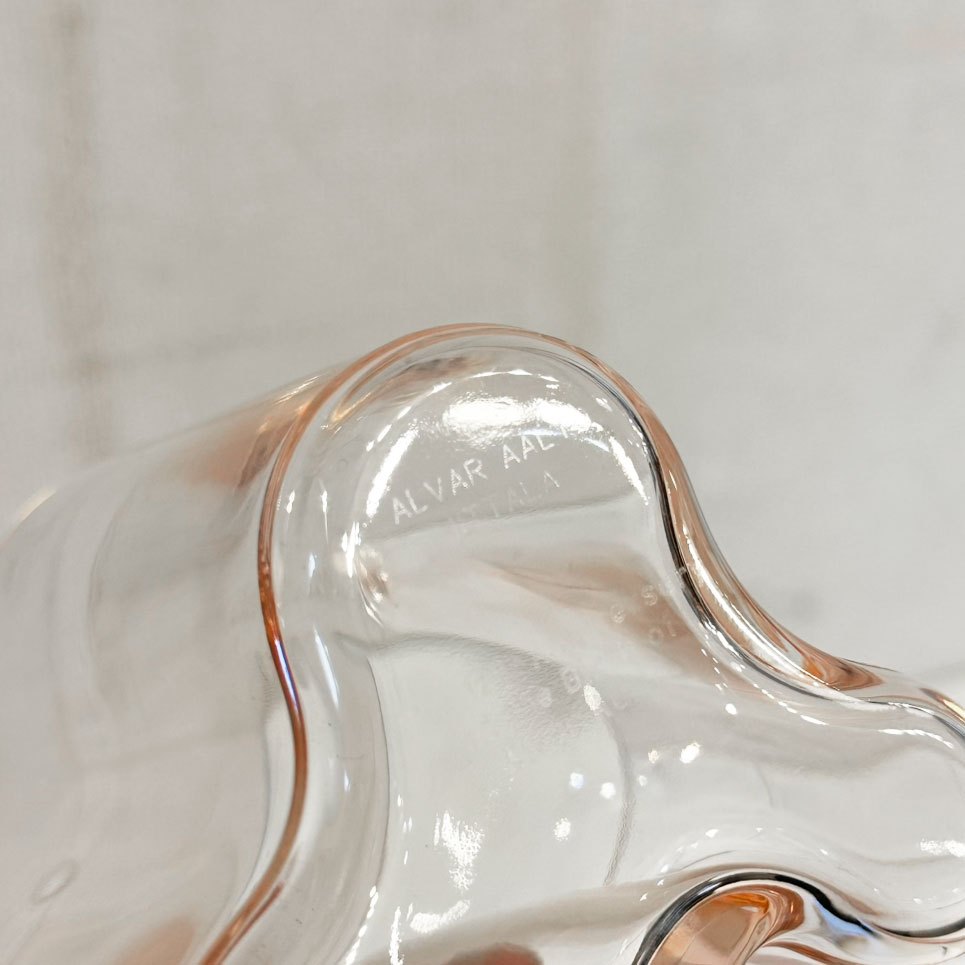 イッタラ iittala アルヴァ・アアルトコレクション Alvar Aalto Collection ベース H95mm サーモンピンク 日本限定 アルヴァ・アアルト生誕120周年記念 北欧雑貨 ◎