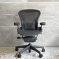ハーマンミラー HermanMiller アーロンチェア ライト Aサイズ クラシックカーボンメッシュ ポスチャーフィット グラファイトベース アーム固定 ♪