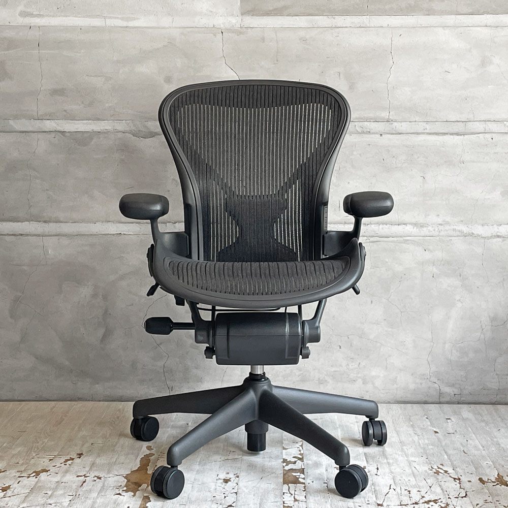 ハーマンミラー HermanMiller アーロンチェア ライト Aサイズ クラシックカーボンメッシュ ポスチャーフィット グラファイトベース アーム固定 ♪