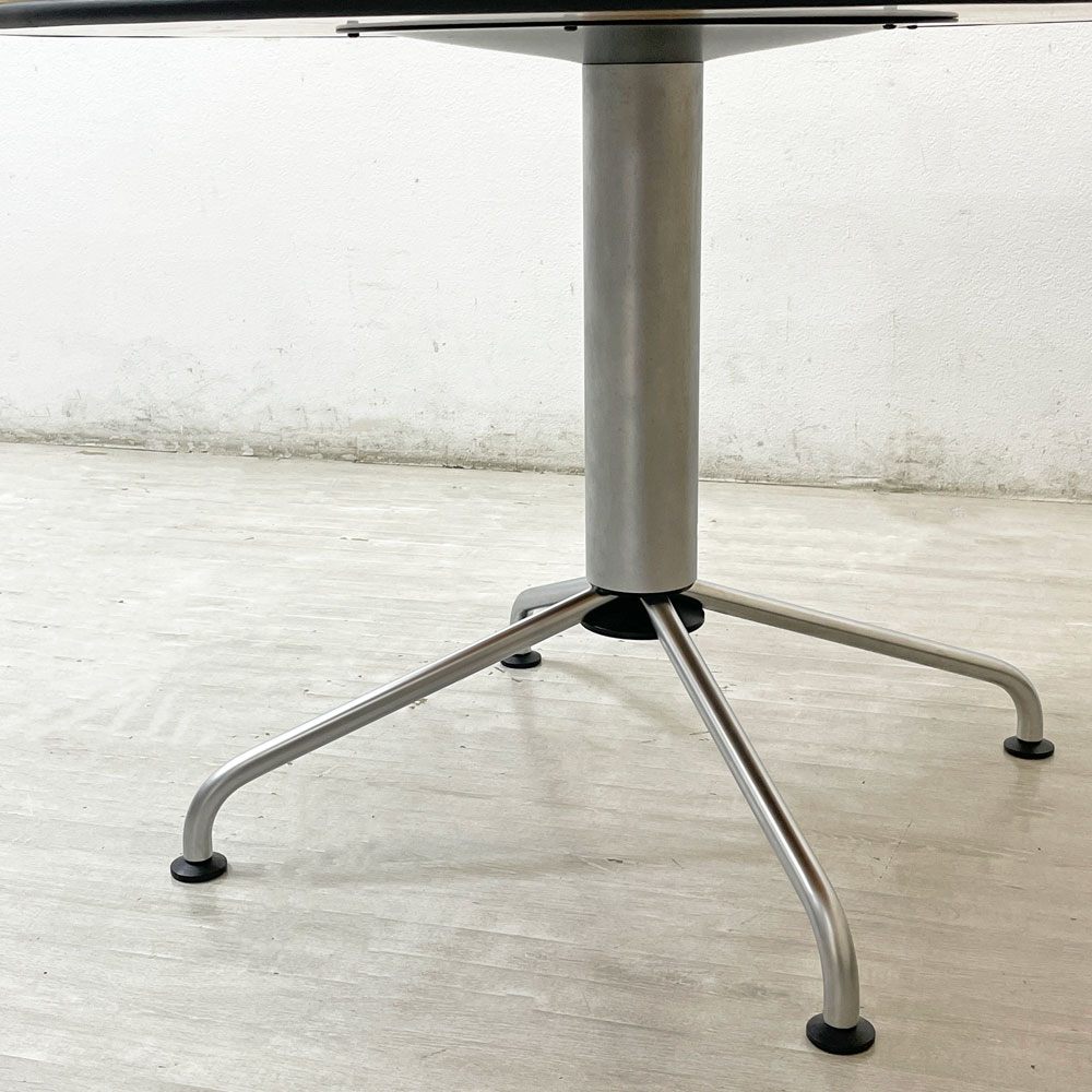 フリッツハンセン Fritz Hansen VMシリーズ ラウンド ダイニングテーブル ヴィコマジストレッティ デンマーク アジャスター W107cm ●