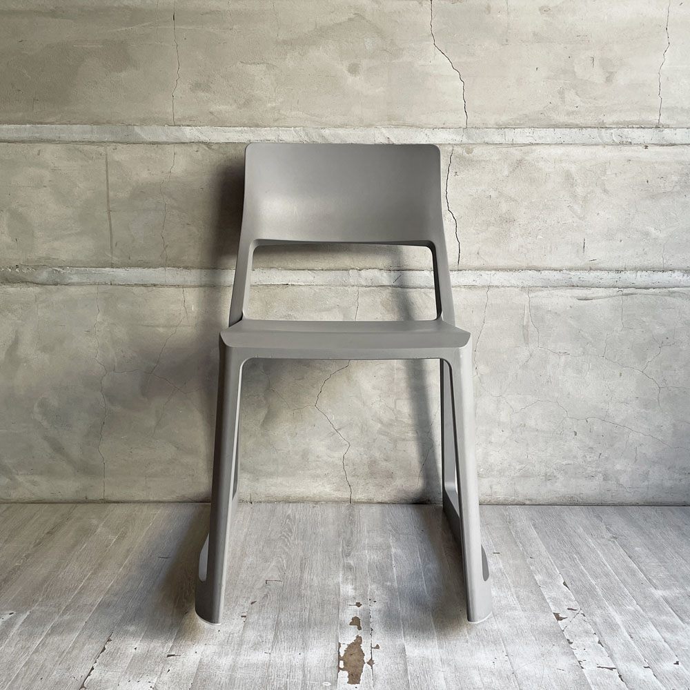 ヴィトラ Vitra ティプトン Tip Ton ワークチェア ダイニングチェア デスクチェア バサルト スタッキング チルト機能 定価￥47,300- B ♪