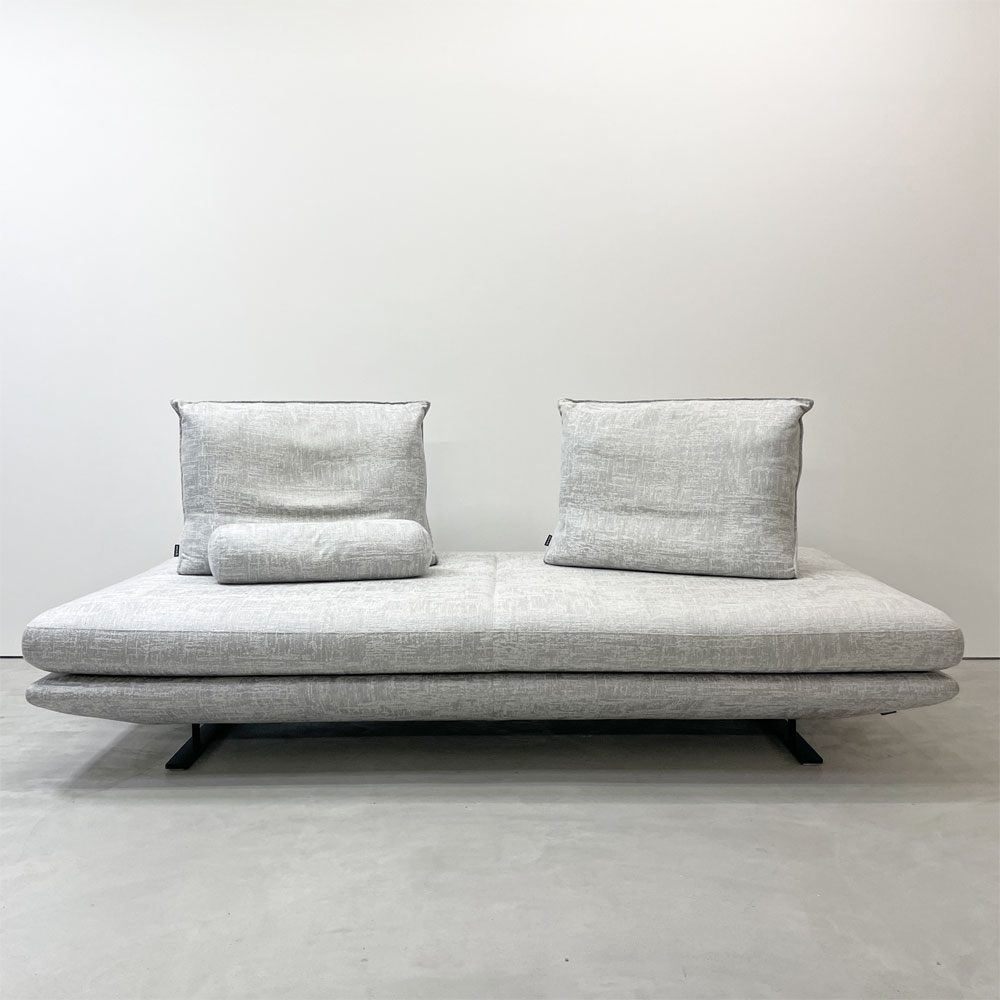 リーンロゼ ligne roset ロゼプラド ROSETPRADO 2pソファ 背クッション2個＋ボルスター1個 W200cm グレー ファブリック クリスチャン・ウェルネール フランス ●