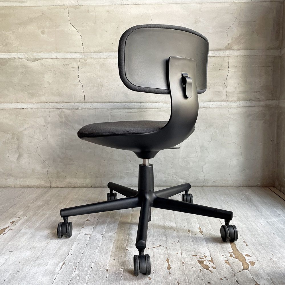 ヴィトラ vitra ルーキー Rookie デスクチェア キャスターチェア コンスタンチン・グルチッチ ブラック系 ファブリック 定価￥78,100- ♪