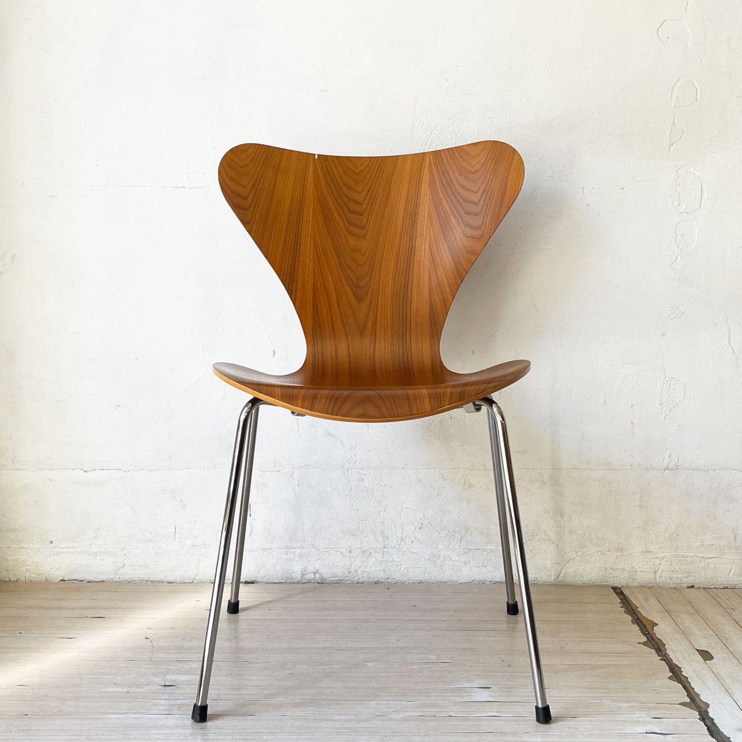 フリッツハンセン Fritz Hansen セブンチェア Seven Chair ダイニングチェア アルネヤコブセン Arne Jacobsen ウォールナット材 北欧家具 F ★