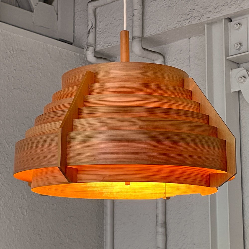 ヤマギワ YAMAGIWA ヤコブソンランプ JAKOBSSON LAMP P2421 ペンダントライト 3灯 ハンス・アウネ・ヤコブソン パイン材 北欧照明 スウェーデン ◇