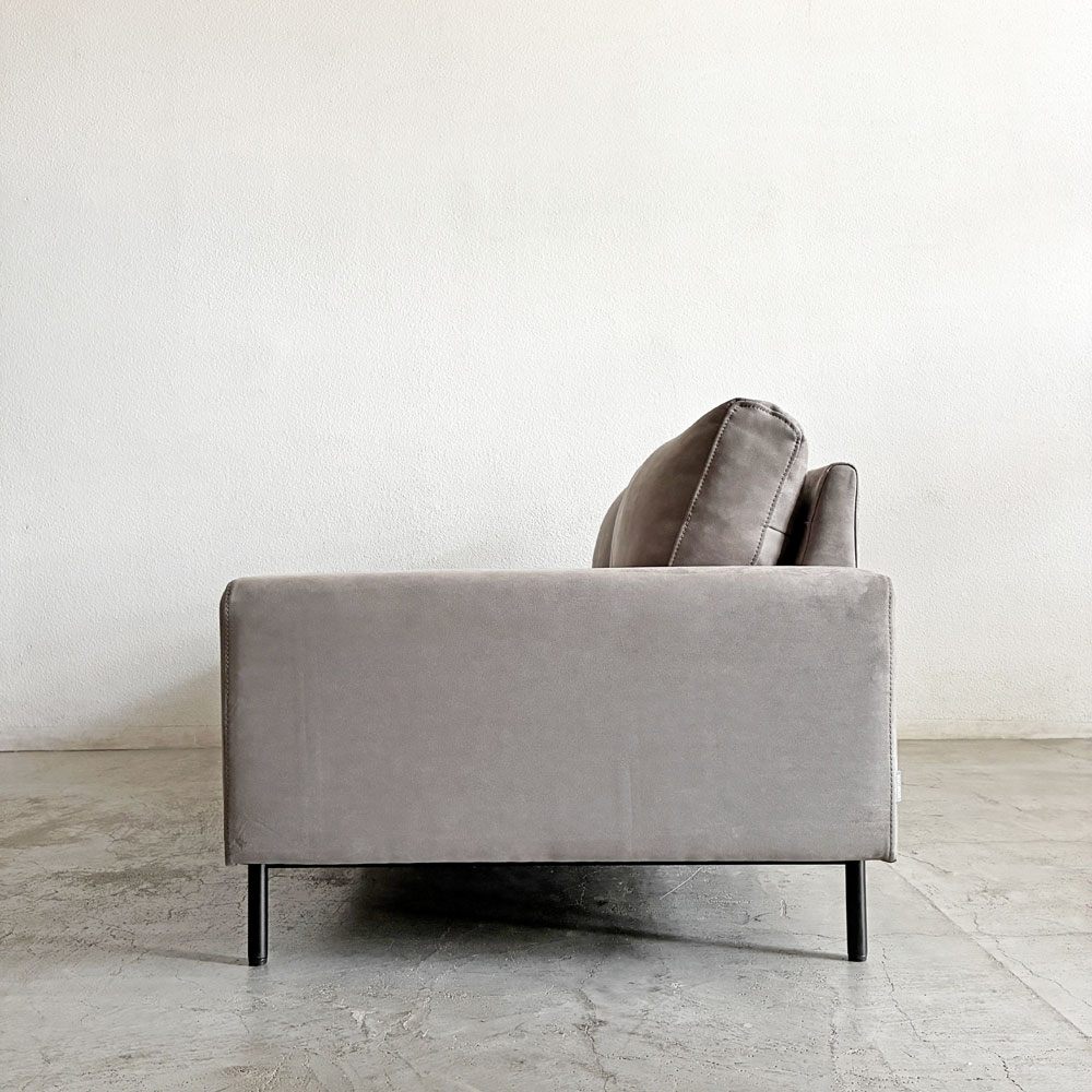 クラッシュゲート CRASH GATE コンフォーム COMFORM プルート PLUTO SOFA 2.5人掛けソファ W181cm スエード エレファント 定価￥143,000- 〓