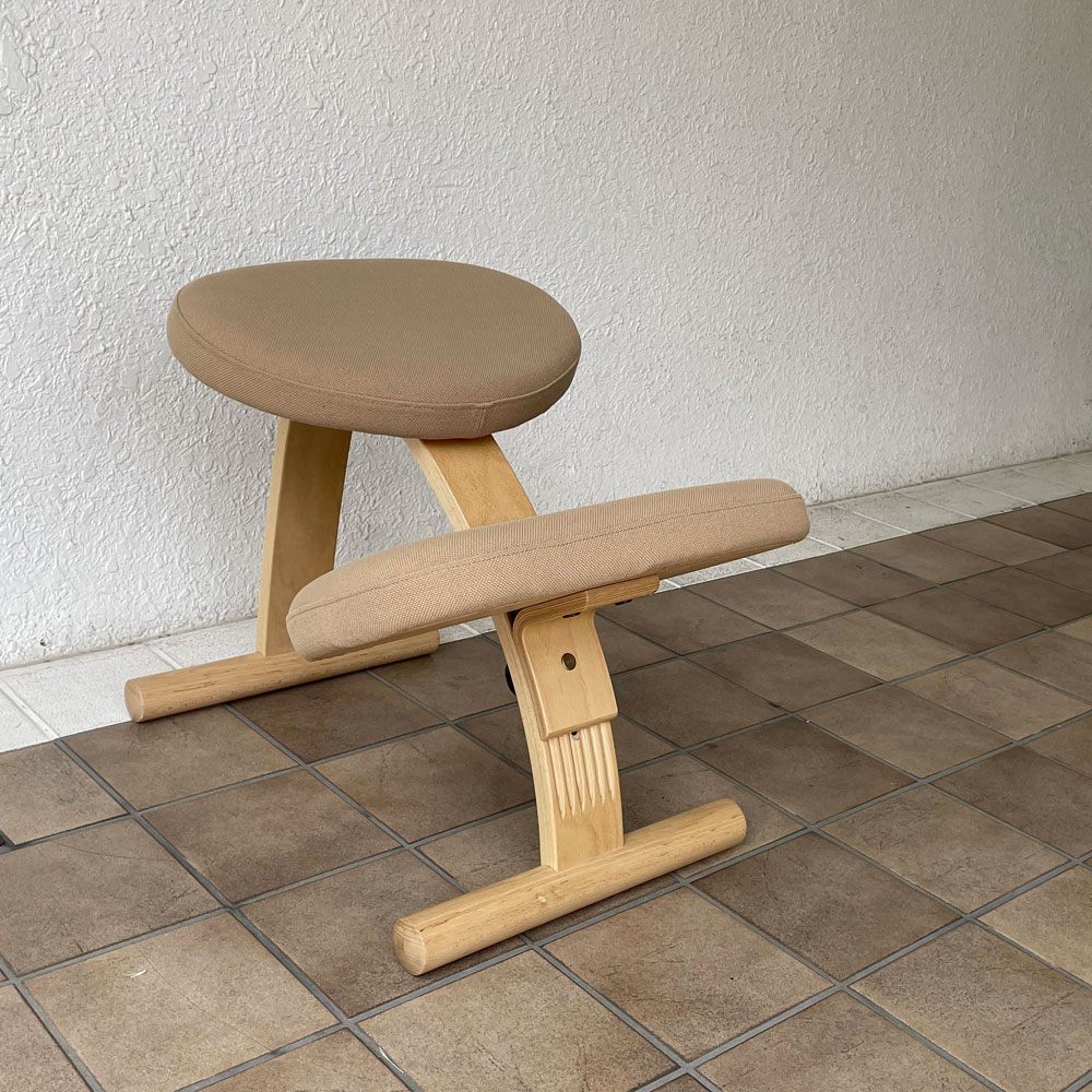 サカモトハウス SAKAMOTO HOUSE バランスイージー balans Easy バランスチェア ベージュ 学習椅子 姿勢矯正 ◇