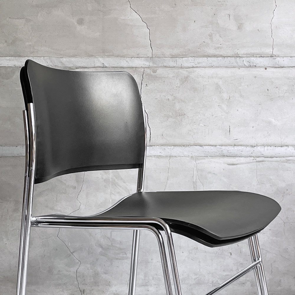 ハウ HOWE 40/4 サイドチェア SIDE CHAIR スタッキングチェア ミーティングチェア デビッド・ローランド David Rowland モダンデザイン A ♪