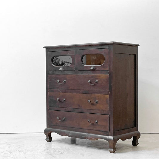 ビーカンパニー B-COMPANY 5ドロワー チェスト キャビネット マホガニー無垢材 ガラス窓 貝殻取手 猫脚 アンティーク調 ●