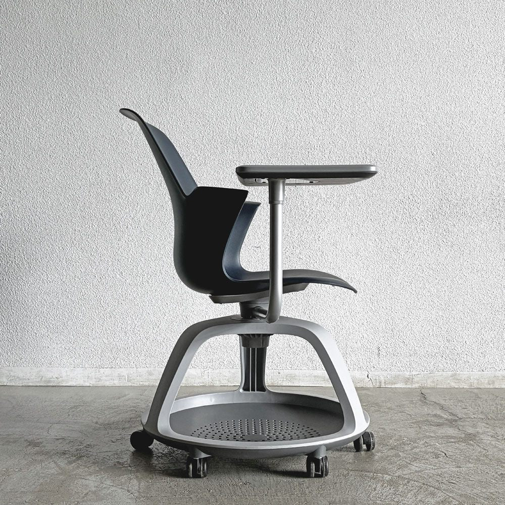 スチールケース Steelcase ノード node ミーティングチェア オフィスチェア ネイビー 可動式サイドテーブル＆キャスター付 B 〓