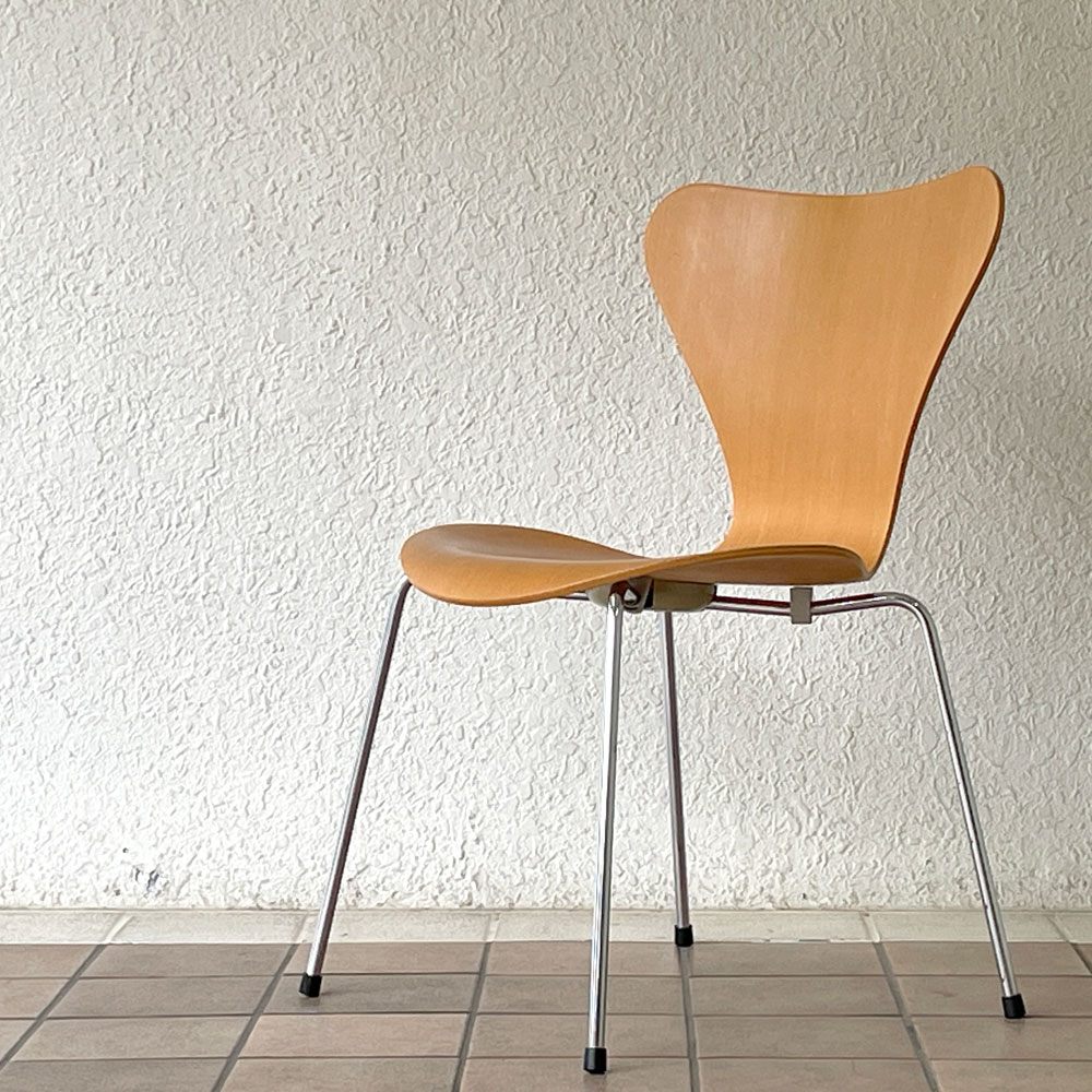 フリッツハンセン Fritz Hansen セブンチェア ビーチ材 ナチュラル アルネ・ヤコブセン Arne Jacobsen スタッキング デンマーク 北欧家具 B ◇