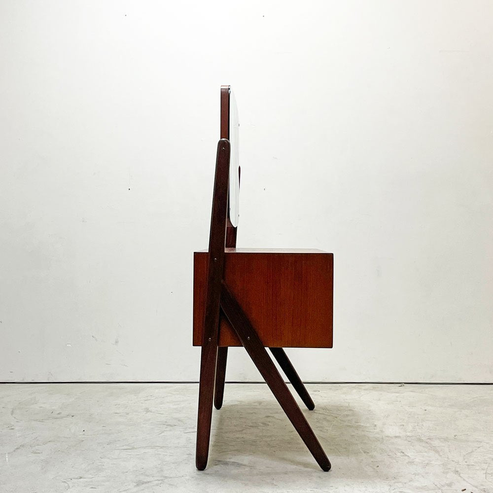 オルホルム モーベルファブリック Ølholm Møbelfabrik チーク材 ドレッシングチェスト ドレッサーミラー デンマーク 北欧家具 ●