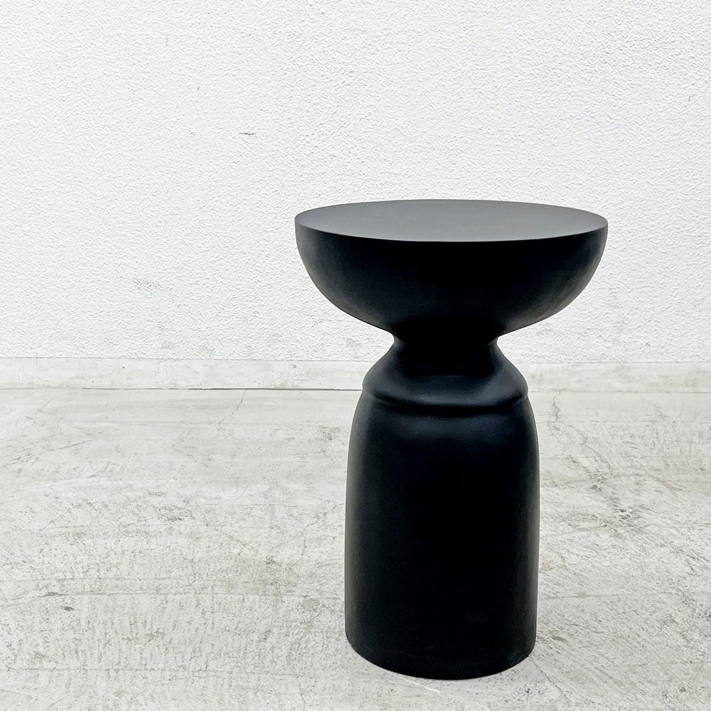 モーダエンカーサ moda en casab トーテム TOTEM table サイドテーブル スツール コンクリート 未使用品 箱付き A 〓