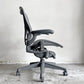 ハーマンミラー Herman Miller アーロンチェア デスクチェア リマスタード ライト Bサイズ グラファイトベース ビル・スタンフ ＆ ドン・チャドウィック ポスチャーフィット ■