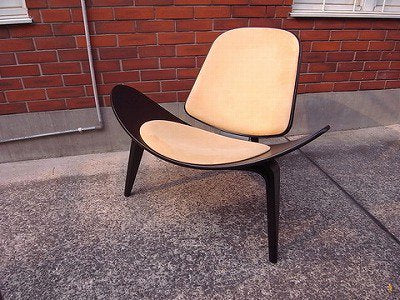 カール・ハンセン＆サン / Carl Hansen & Son ◇ Three-legged Shell Chair  『 CH07 』