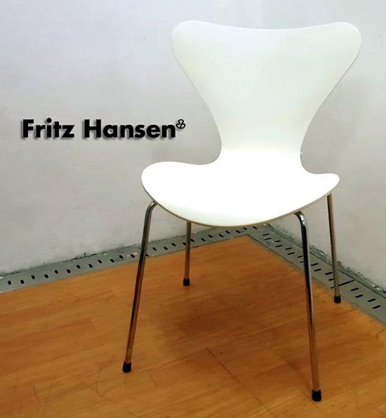 フリッツハンセン ◇ Fritz Hansen  2004  『 SEVEN CHAIR / セブンチェア （ ホワイト／ラッカー ）』