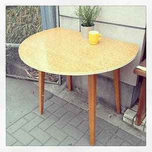 ☆ 70'S Retro Flower Print  Butterfly Round Dining Table / 70年代レトロ　フラワープリント　バタフライ　ラウンドダイニングテーブル