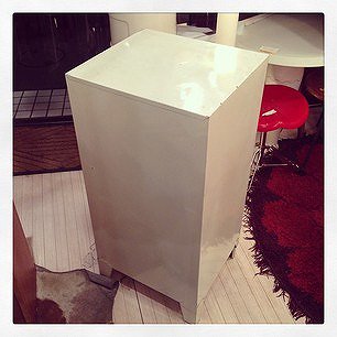 ☆ Vintage Flap Door Steel Cabinet / ビンテージ　フラップドア　スチールキャビネット