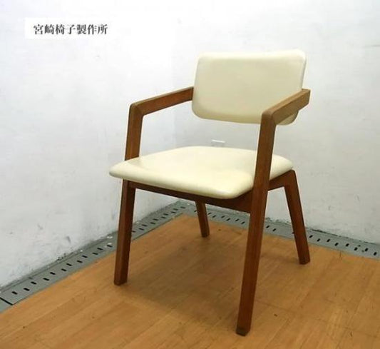 ● ? 宮崎椅子製作所 KUKU アームチェア 小泉誠 チェリー材