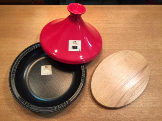 ◇　France " Staub " 「 タジン鍋 （未使用） 」