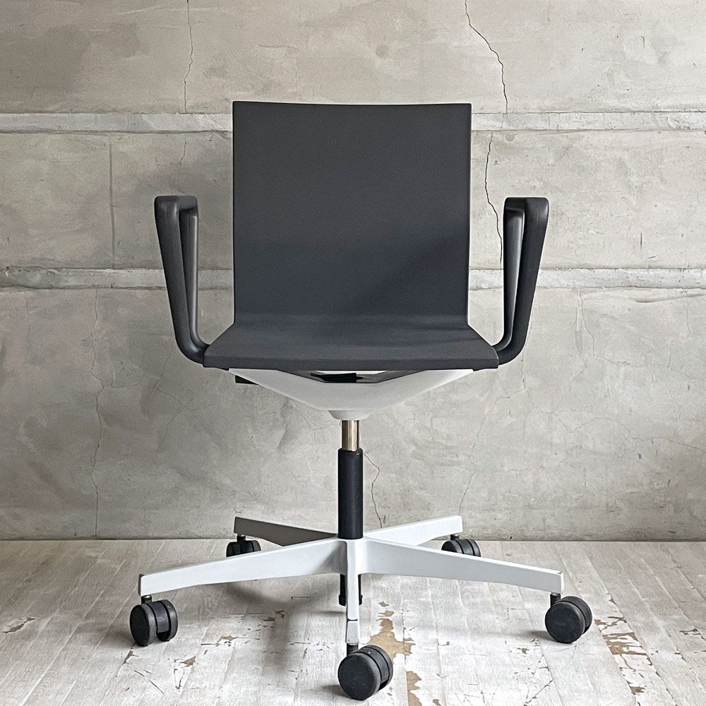 ヴィトラ vitra ゼロフォー .04 スタジオチェア アームレスト付 ハードキャスター マールテン・ヴァン・セーヴェレン Maarten Van Severen 定価￥202,400- B ♪