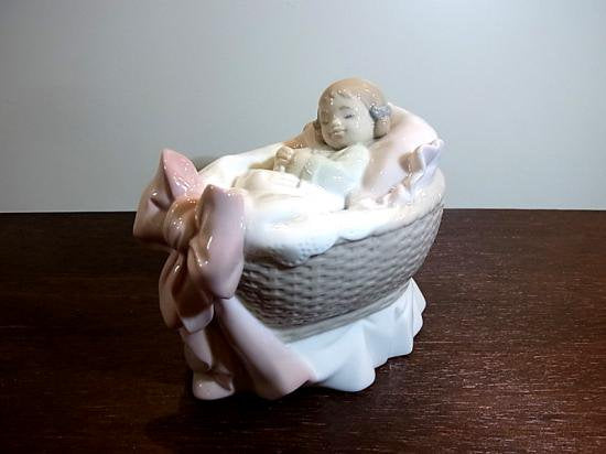 ◇リヤドロ / LLADRO フィギュア　『スイートベイビー　女の子』