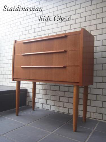 ■60'S Scandinavia Vintage 3drawer チーク材 チェスト 北欧