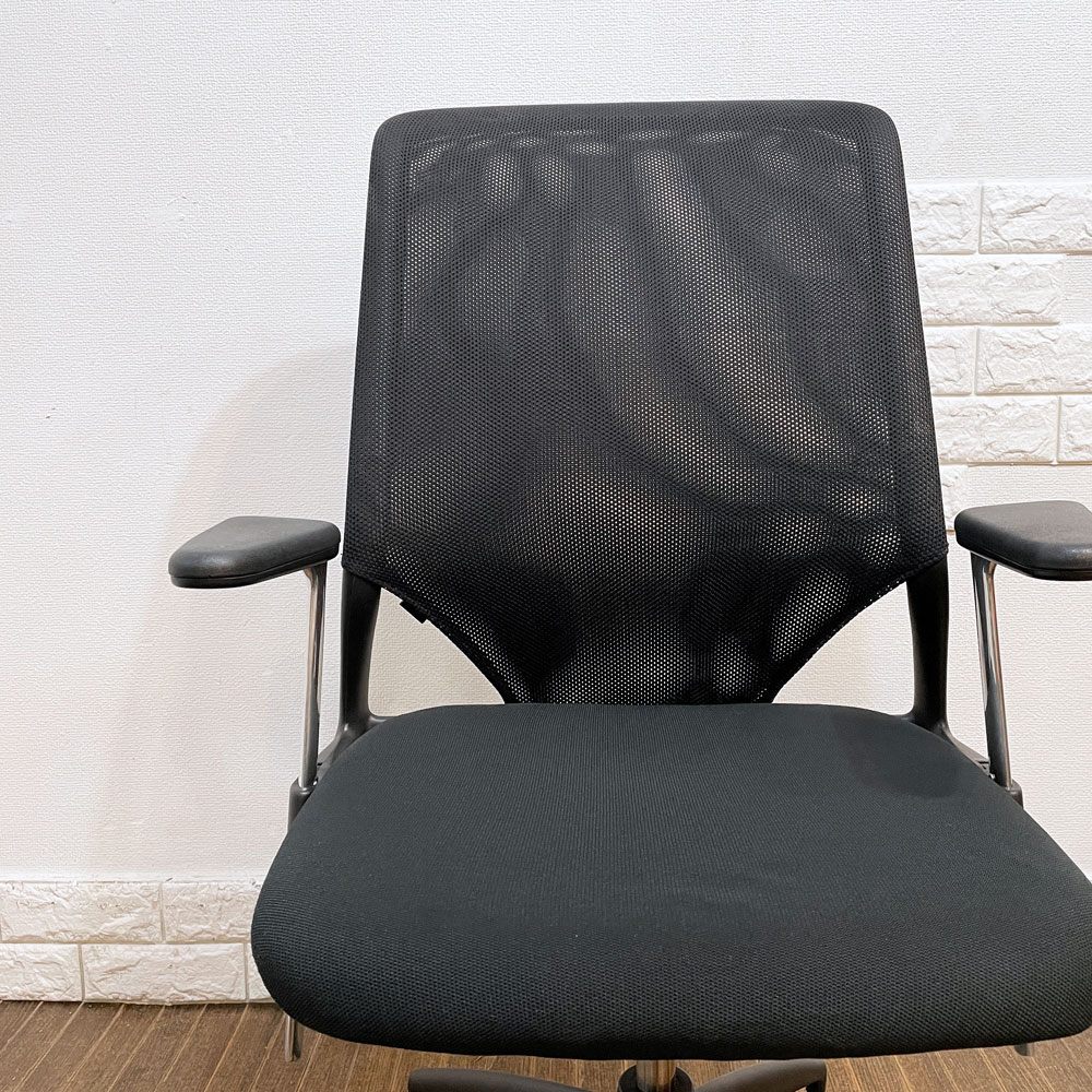 ヴィトラ vitra メダ2チェア MEDAⅡ オフィスチェア デスクチェア 昇降機能 リクライニングロック ブラック アルベルト・メダ 現状品 ◎