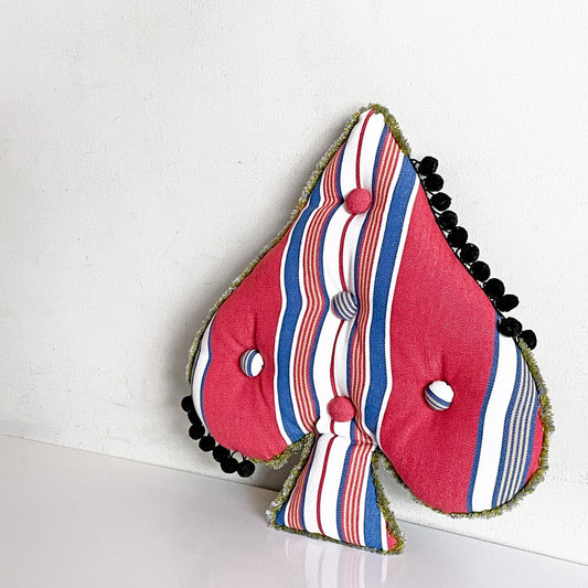 マウントハリ Mt.Hari スペード型 クッション 刺繍 H.P.DECO エイチピーデコシボネ cibone ATLIER取り扱い ■