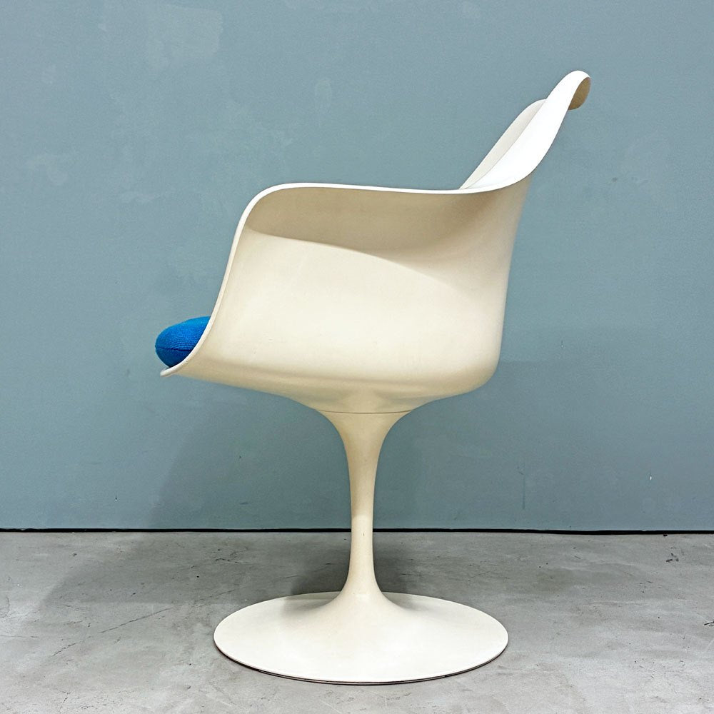 ノル ノール Knoll サーリネンコレクション チューリップチェア アームチェア ダイニングチェア ビンテージ ホワイト 座面クッション交換済み エーロ・サーリネン 参考定価￥520,300- ◎