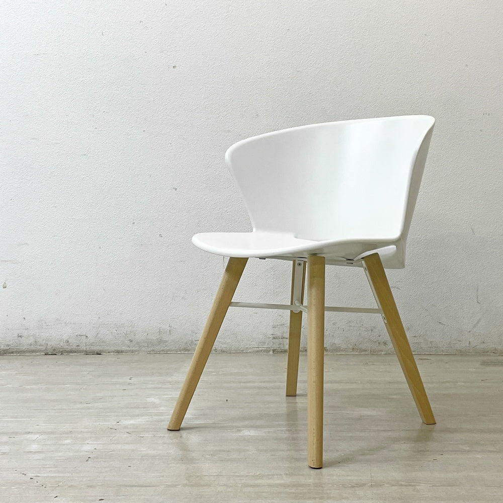 カリガリス Calligaris バイア Bahia CS/1814 ダイニングチェア ポリプロピレン ウッドレッグ ナチュラル × マットオプティックホワイト ドンドリ・エ・ポッチ イタリア モダンデザイン 脚カット ●