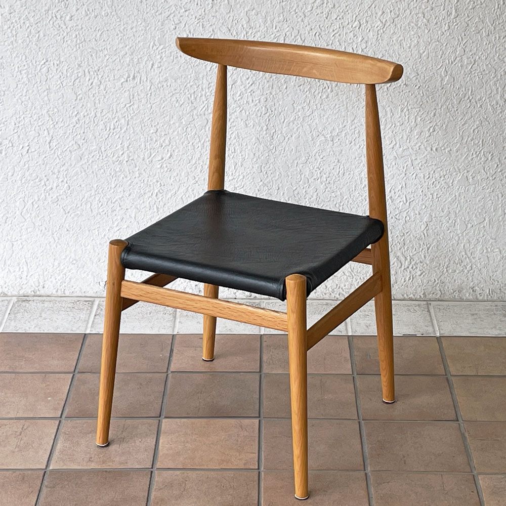 ノーウェアライクホーム NOWHERE LIKE HOME リス LYS ダイニングチェア PVCレザー カバーリング オーク材 関家具 展示品 定価\24,750- Ｂ ◇