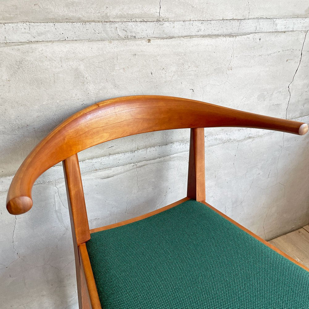 ウッドユウライクカンパニー WOOD YOU LIKE COMPANY アイチェア クッション AI CHAIR ハーフアームチェア チェリー無垢材 ファブリック グリーン 座面張替済 B ♪
