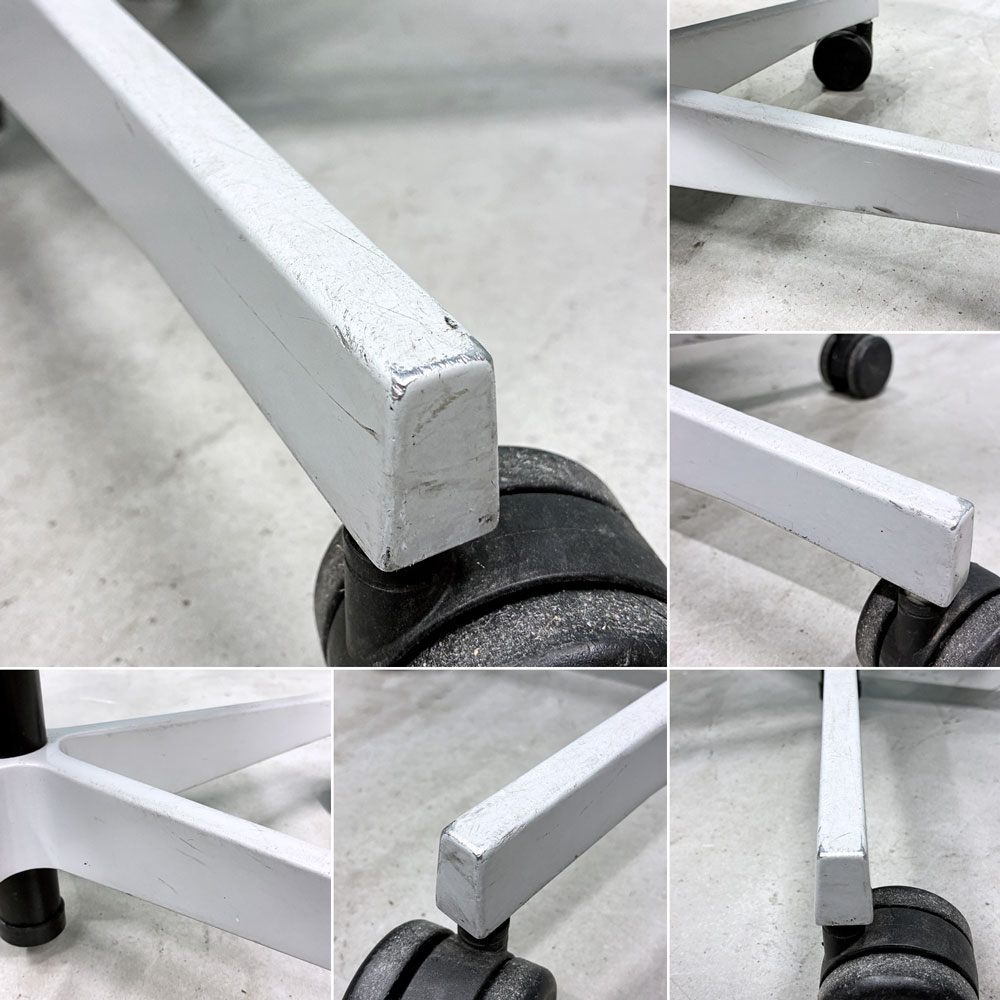 ヴィトラ vitra ゼロフォー 04. スタジオチェア デスクチェア アームレスト付 ブラック マールテン・ヴァン・セーヴェレン 昇降機能 定価202,400円 ◎
