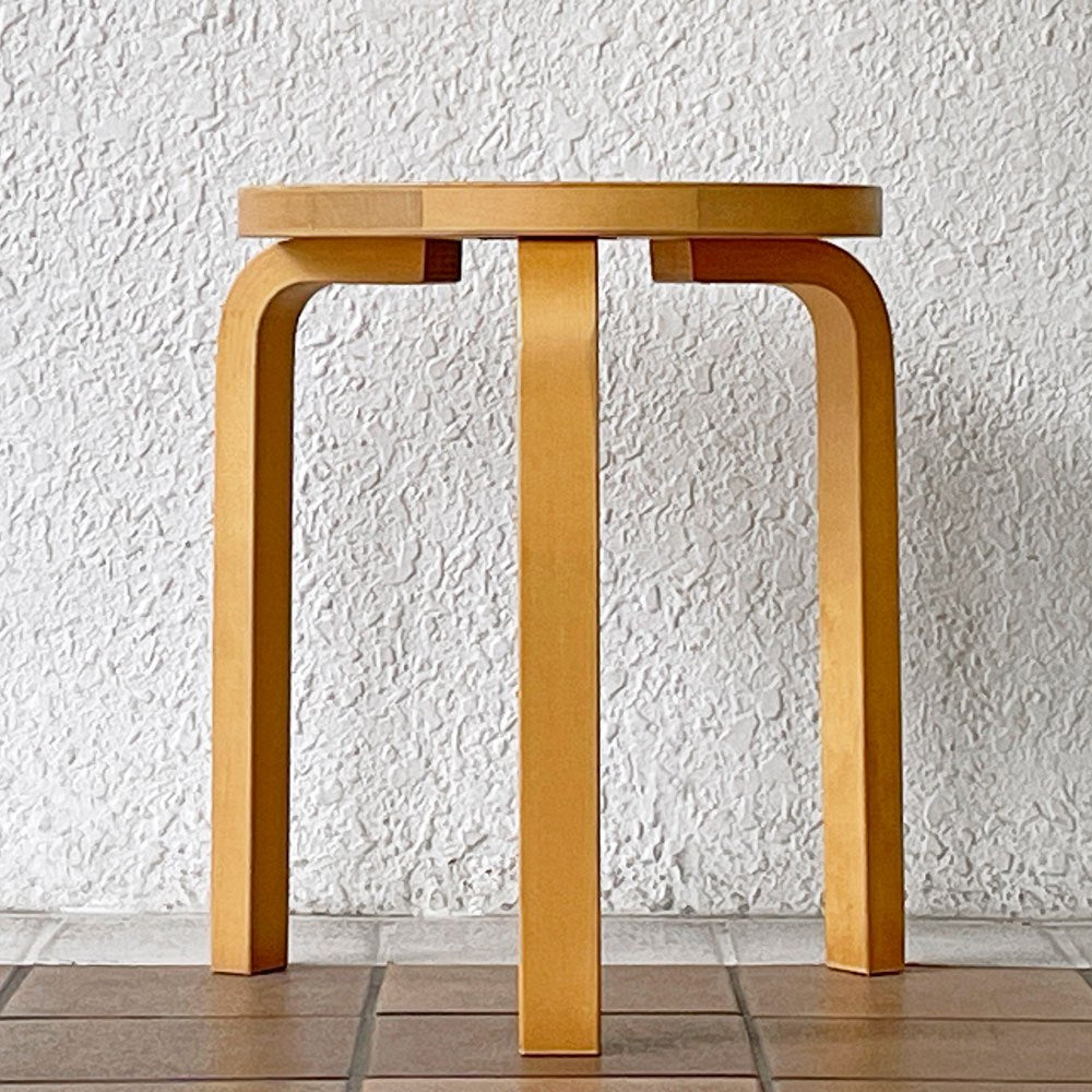 アルテック artek スツール60 Stool60 3本脚 2003年 スツール60の70周年記念 ゴールドプレート 限定モデル カーリーバーチ材 アルヴァ・アアルト 北欧家具 希少 ◇