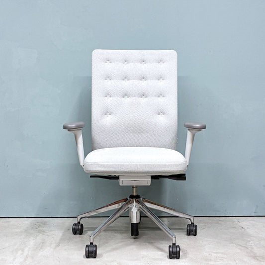 ヴィトラ vitra IDトリム ID Trim オフィスチェア デスクチェア ファブリックシート ライトグレー系 ハイバック 2Dアームレスト アントニオ・チッテリオ 参考定価¥209,000- ◎