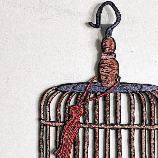 ママカロン ma.macaron 鳥籠 大 壁掛け ウォールアート 横振り刺繍 W22.5cm H42cm 刺繍作家 現代作家 ■