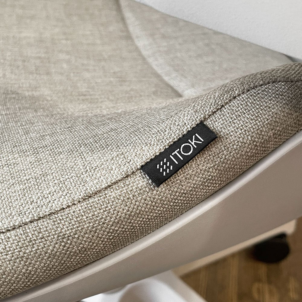 イトーキ ITOKI アクトチェア ACT chair エクストラハイバック ランバーサポート デスクチェア 布張り ホワイトグレー 2019年製 参考定価 ¥211,530- ◎